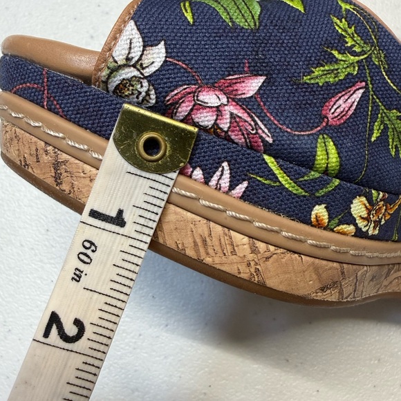 Clarks - Picture 8 of 8